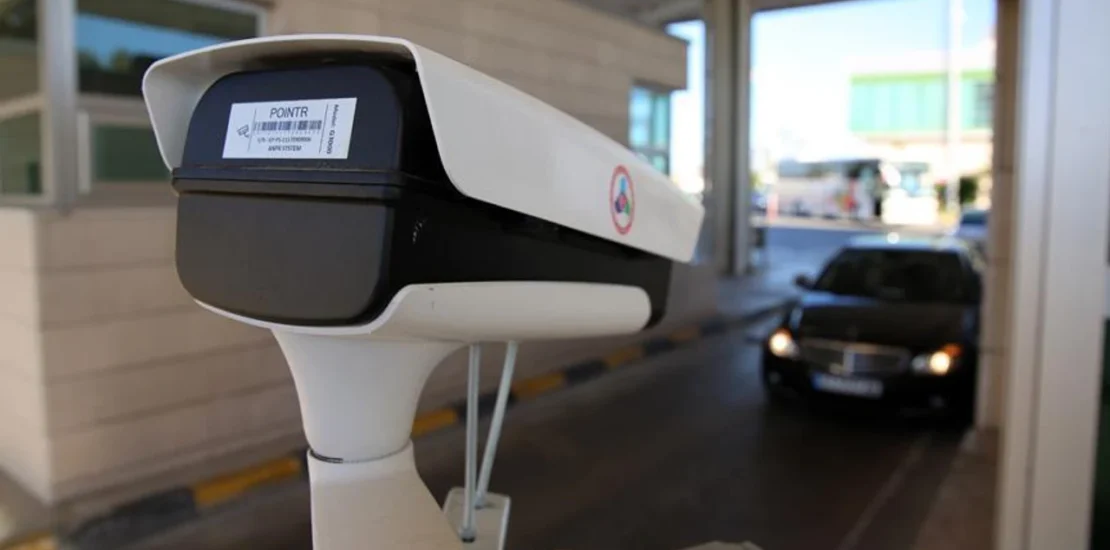 License Plate Recognition Camera Hardware or Server-Based Software