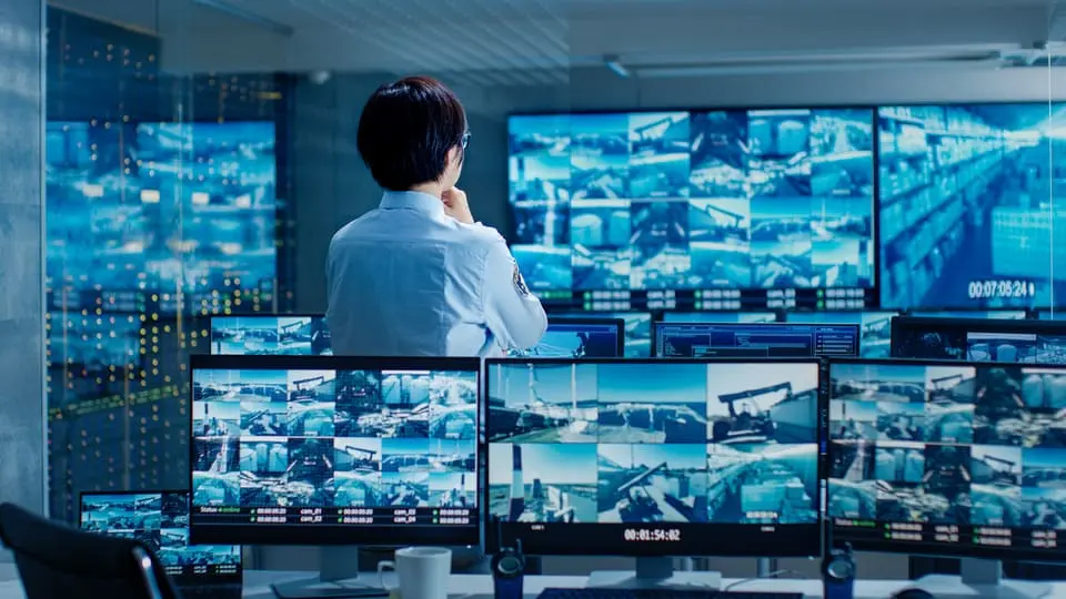 The 2025 Guide to Video Security Analytics Tech & Trends