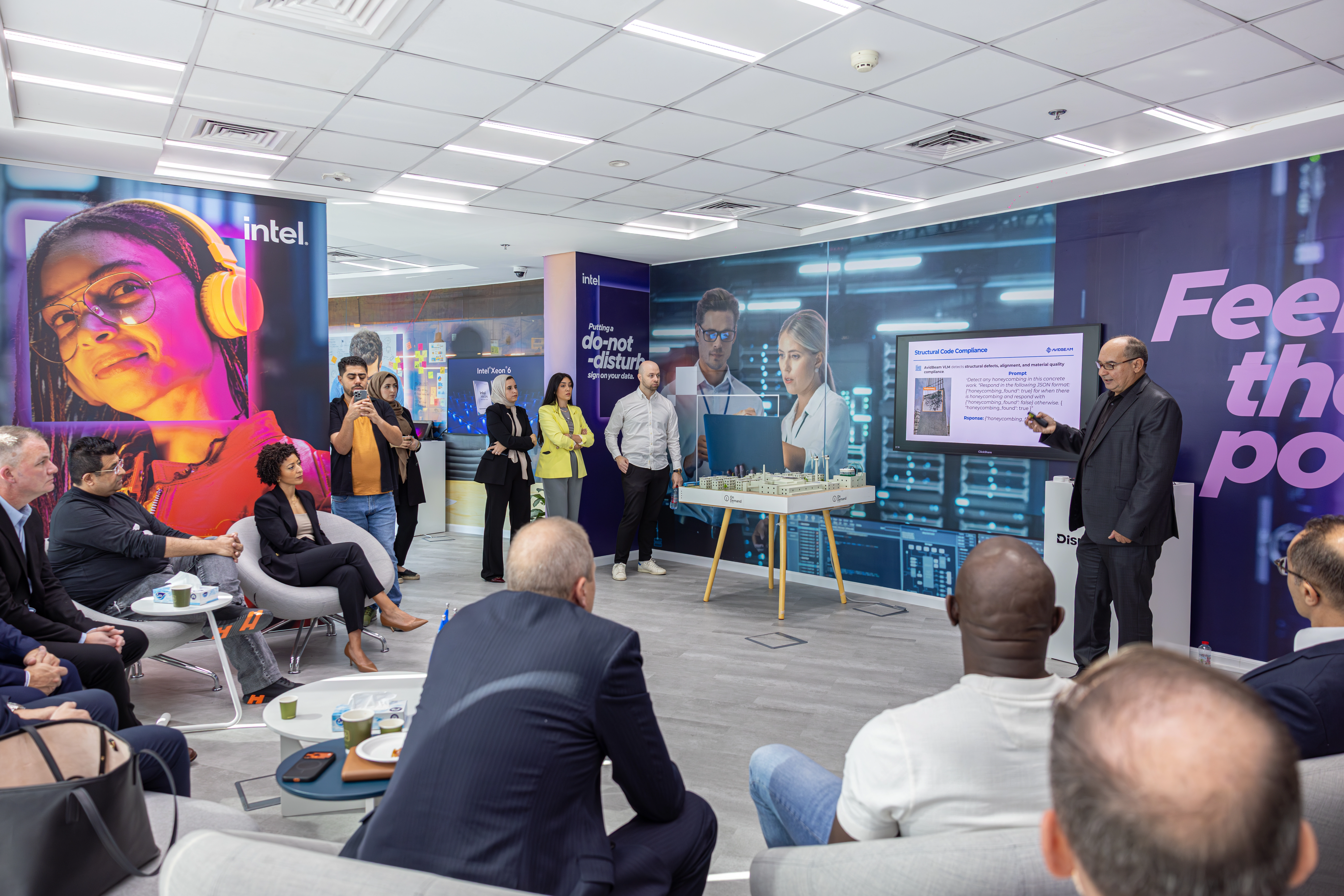 AvidBeam joins Intel Innovation Center Tour and Executive Roundtable in Dubai, showcasing AI video analytics and smart security solutions.